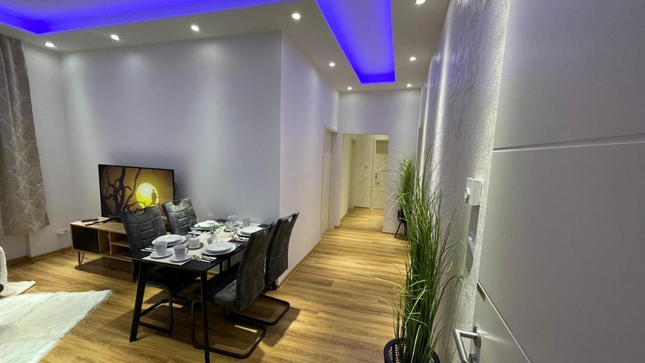 D&D Schonbrunner Deluxe Apartment Vídeň Exteriér fotografie